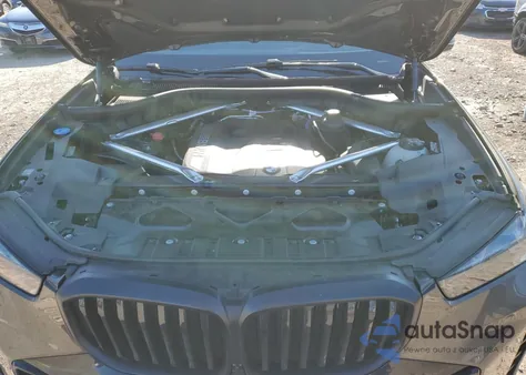 2025 BMW X5 xDrive40I z USA, uszkodzony, nr VIN 5UX23EU0XS9W54542